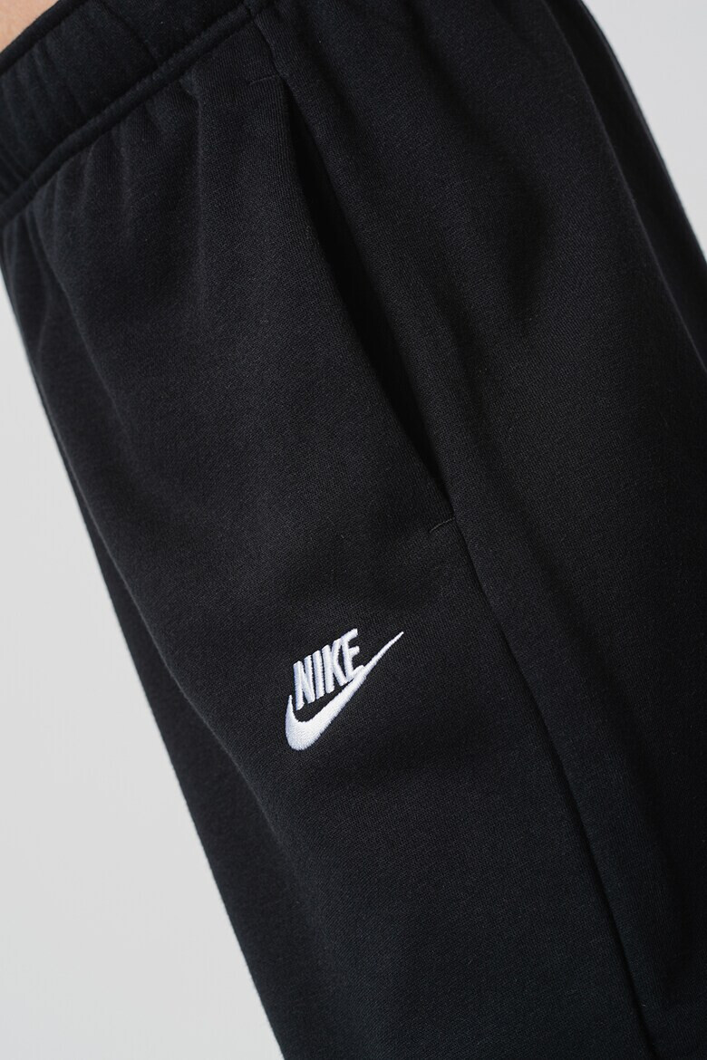 Nike Pantaloni de trening relaxed fit cu buzunare laterale Sportswear Club - Pled.ro