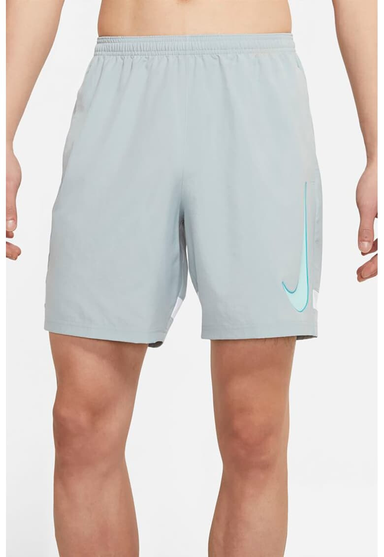 Nike Pantaloni scurti cu tehnologie Dri-Fit pentru fotbal Academy - Pled.ro