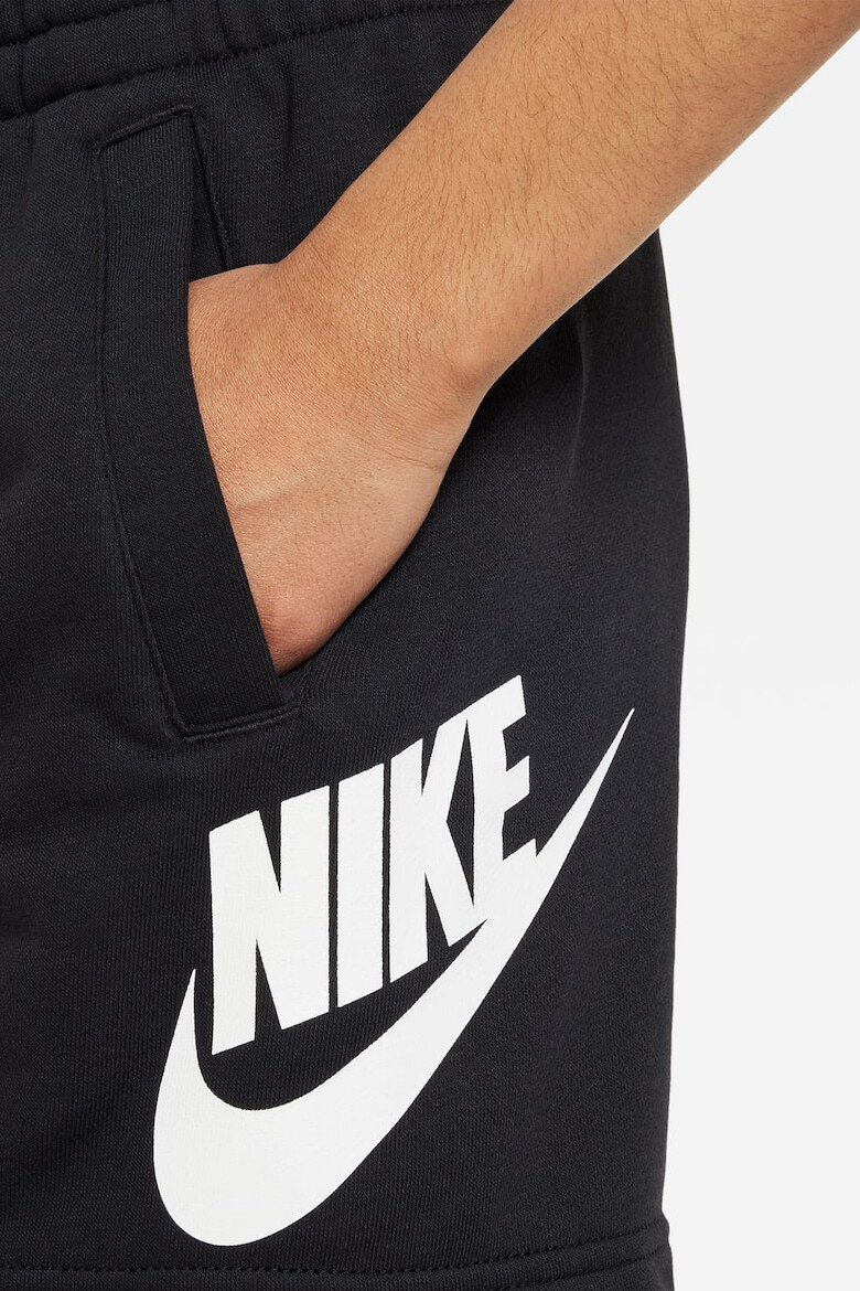 Nike Pantaloni scurti cu imprimeu logo Sportswear Club - Pled.ro