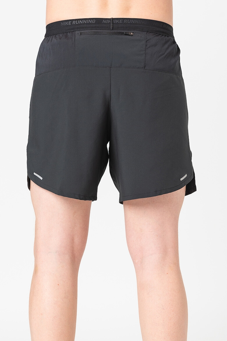 Nike Pantaloni scurti cu snur si tehnologie Dri-Fit pentru alergare Stride - Pled.ro