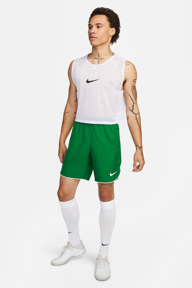 Nike Pantaloni scurti cu tehnologie Dri-Fit pentru fotbal Laser V - Pled.ro