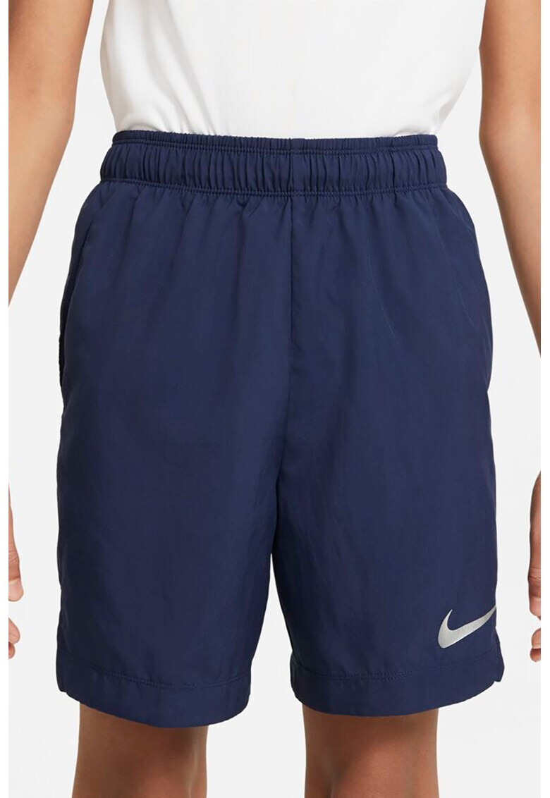 Nike Pantaloni scurti cu tehnologie Dri-Fit si logo reflectorizant pentru antrenament - Pled.ro