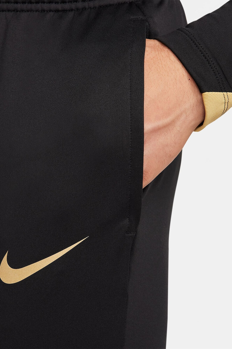 Nike Pantaloni slim fit pentru fotbal Strike - Pled.ro