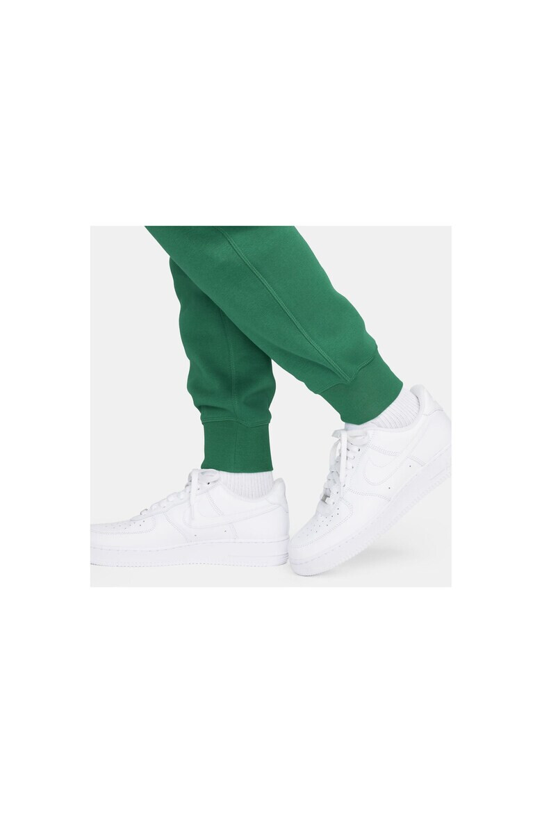 Nike Pantaloni trening Club Bb Jogger Chnl Ftra FN3094365 Barbati Verde - Pled.ro