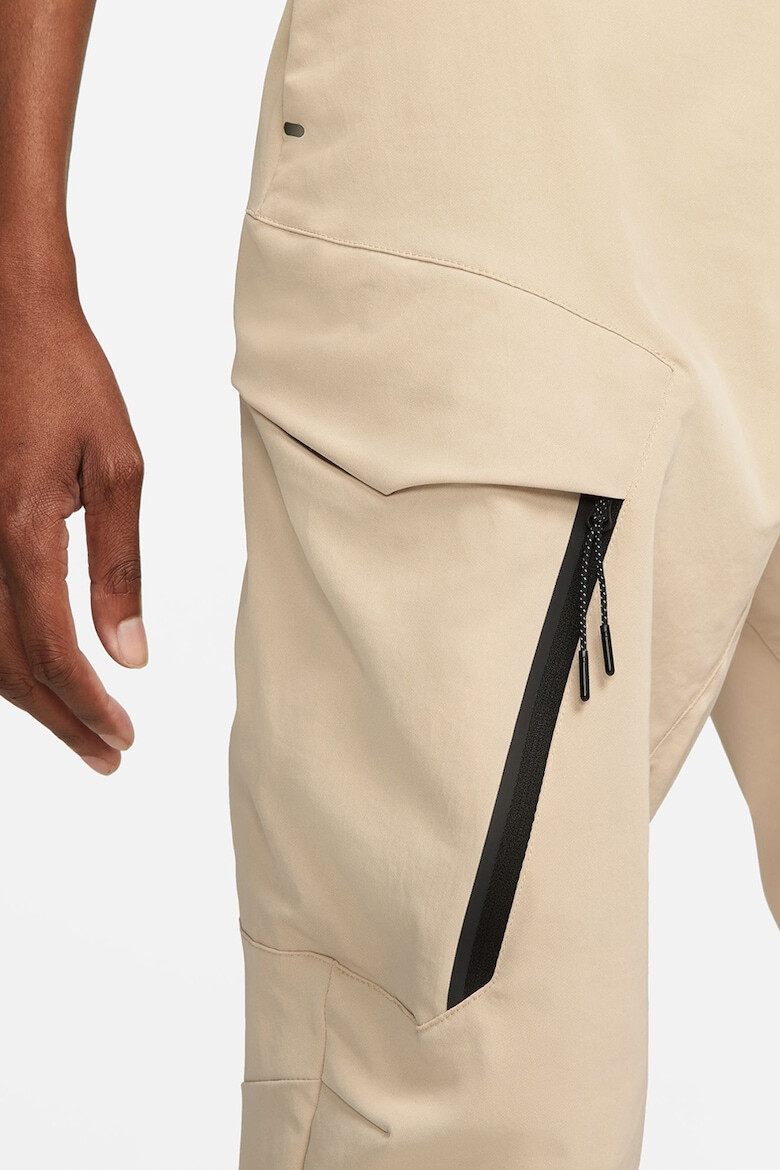 Nike Pantaloni utilitari Tech Woven Unlined - Pled.ro