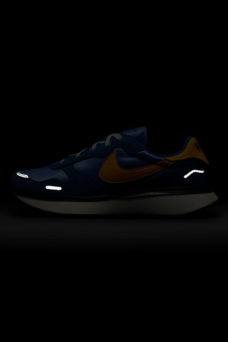 Nike Pantofi sport cu insertii din piele intoarsa Phoenix Waffle - Pled.ro