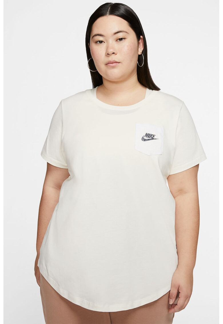 Nike Tricou cu buzunar pe piept Plus Size Icon Clash - Pled.ro