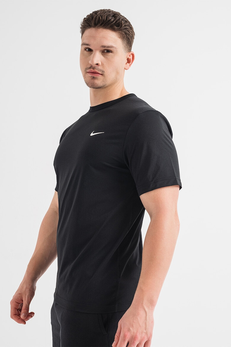 Nike Tricou cu decolteu la baza gatului pentru fitness Hyverse - Pled.ro