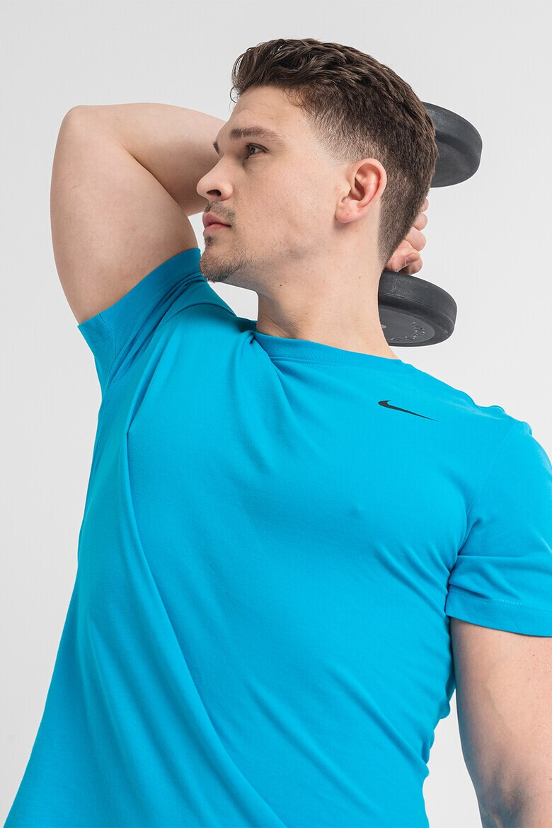 Nike Tricou cu tehnologie Dri-FIT si decolteu la baza gatului pentru fitness - Pled.ro