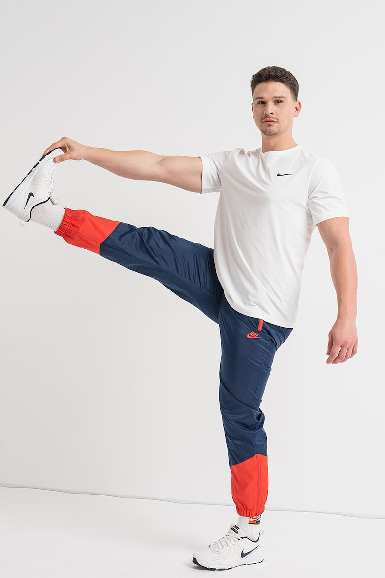 Nike Tricou cu decolteu la baza gatului pentru fitness Hyverse - Pled.ro