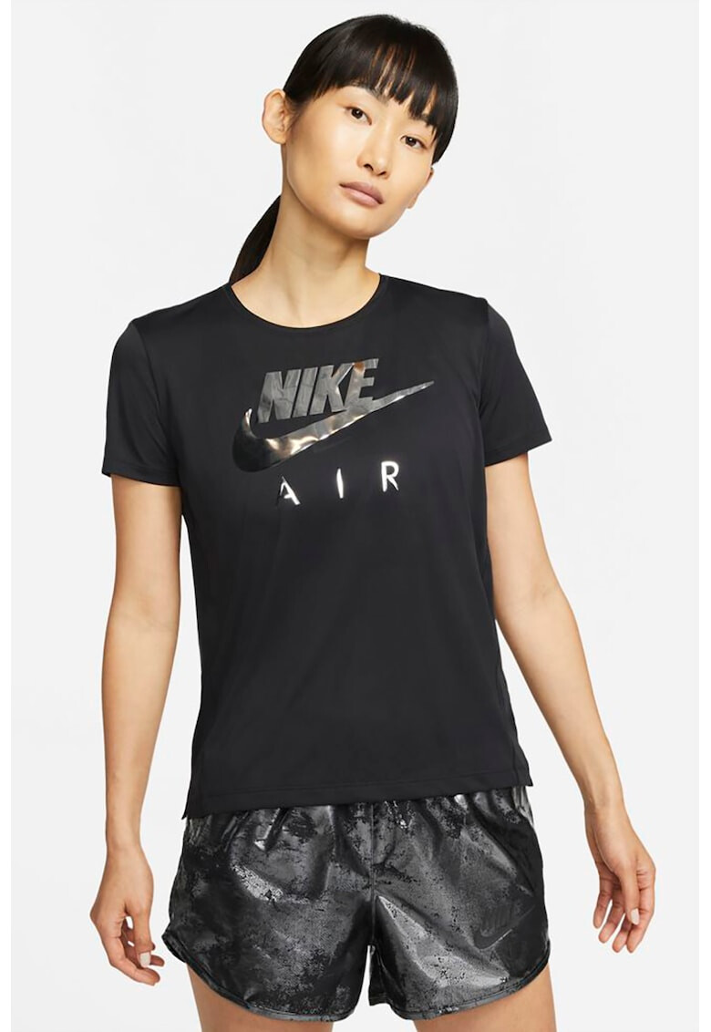 Nike Tricou cu imprimeu logo metalizat si tehnologie Dri-Fit pentru alergare - Pled.ro