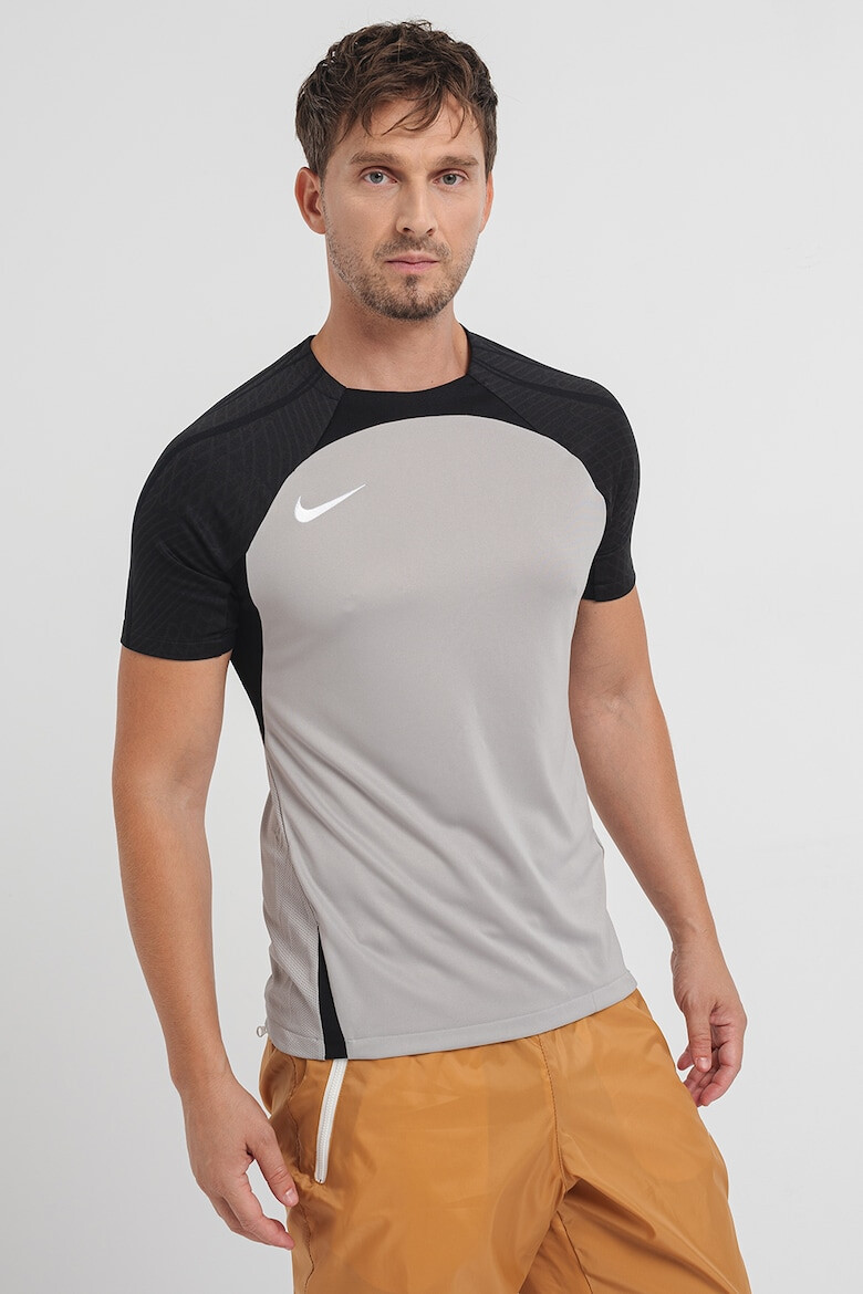 Nike Tricou cu maneci raglan si tehnologie Dri-Fit pentru fotbal Strike - Pled.ro