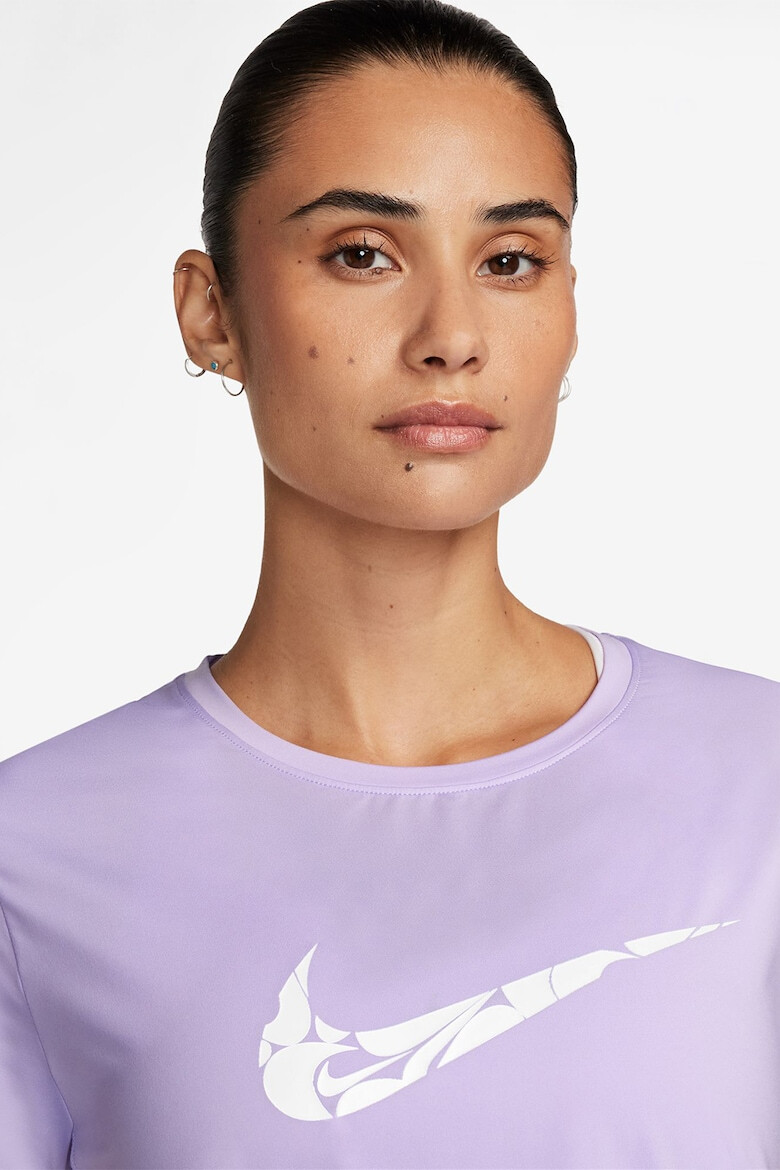 Nike Tricou cu tehnologie Dri Fit pentru alergare - Pled.ro