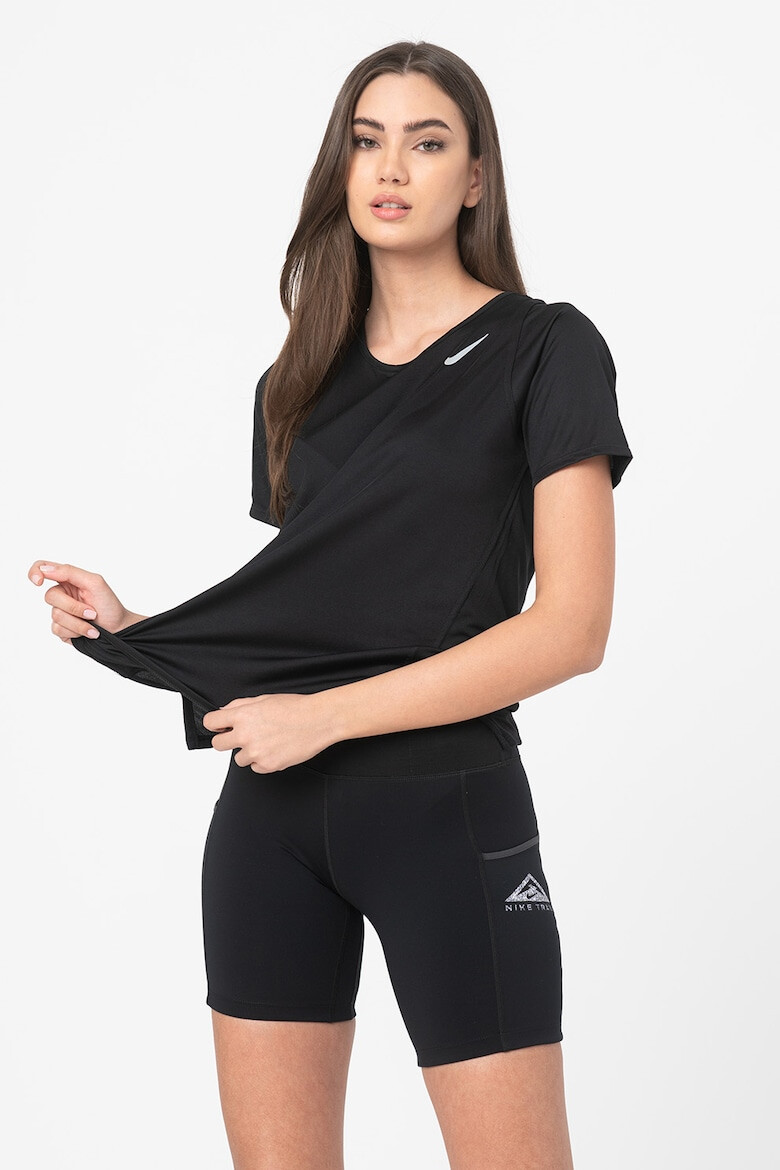 Nike Tricou cu tehnologie Dri-FIT pentru alergare Race - Pled.ro