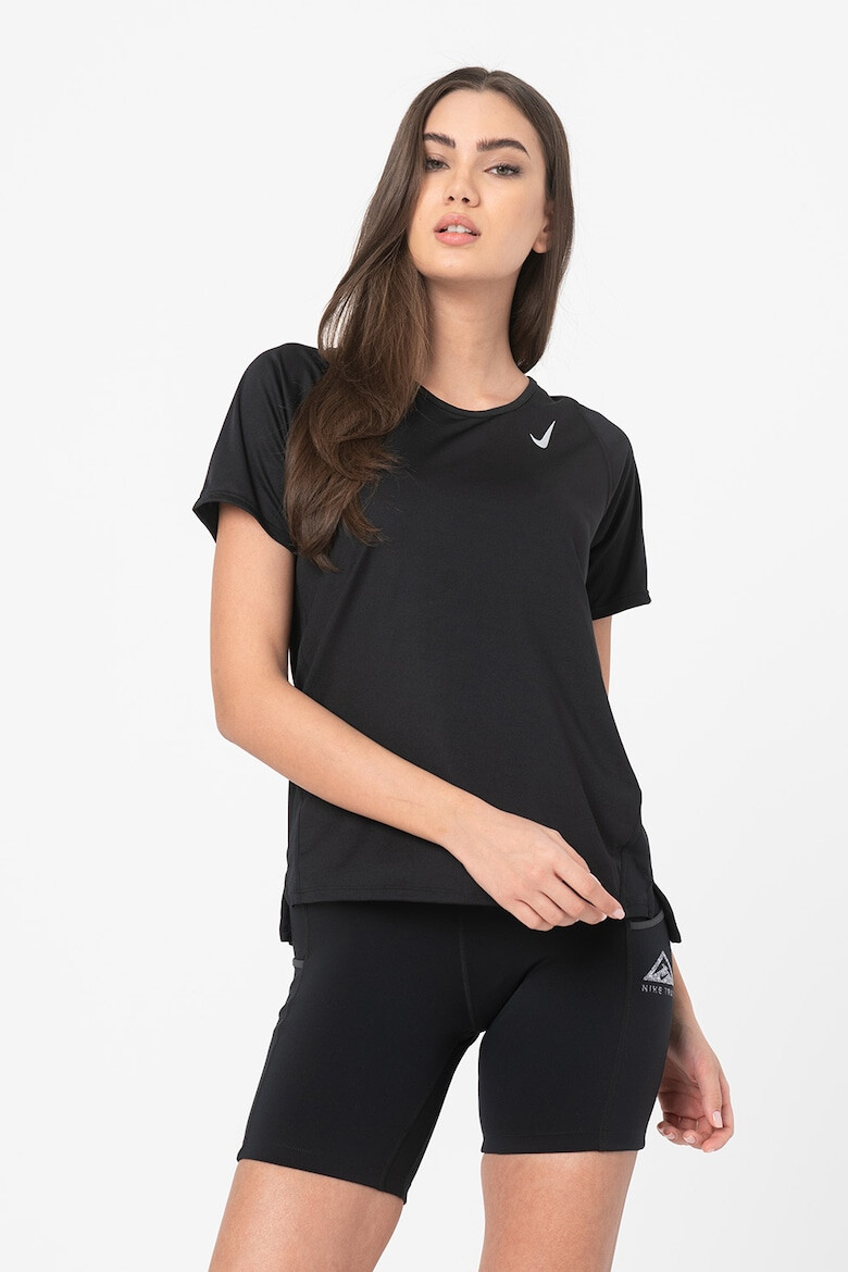 Nike Tricou cu tehnologie Dri-FIT pentru alergare Race - Pled.ro