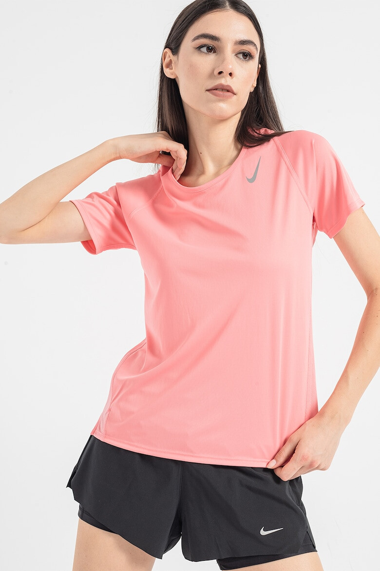 Nike Tricou cu tehnologie Dri-FIT pentru alergare Race - Pled.ro