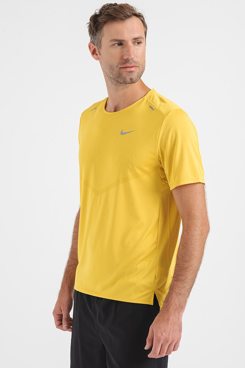 Nike Tricou cu tehnologie Dri-Fit pentru alergare Rise 365 - Pled.ro