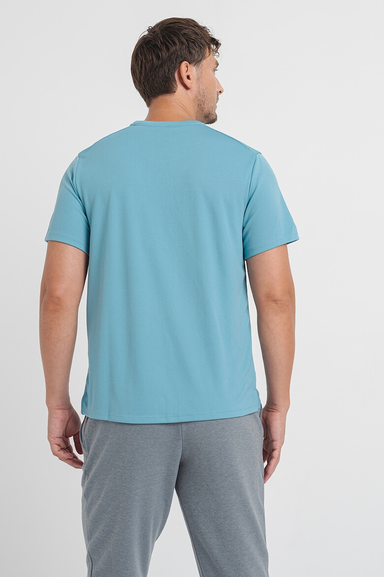 Nike Tricou cu tehnologie Dri-Fit pentru alergare UV Miler - Pled.ro