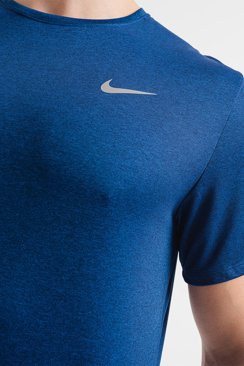 Nike Tricou cu tehnologie Dri-Fit pentru alergare UV Miler - Pled.ro