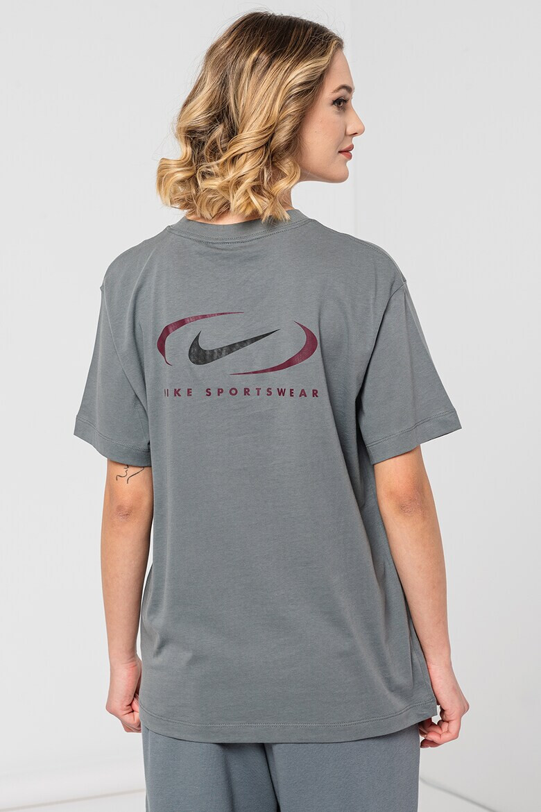 Nike Tricou lejer cu logo - Pled.ro