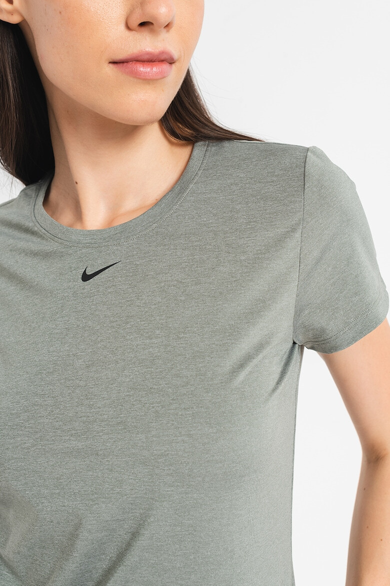 Nike Tricou slim fit cu tehnologie Dri-FIT pentru fitness One - Pled.ro