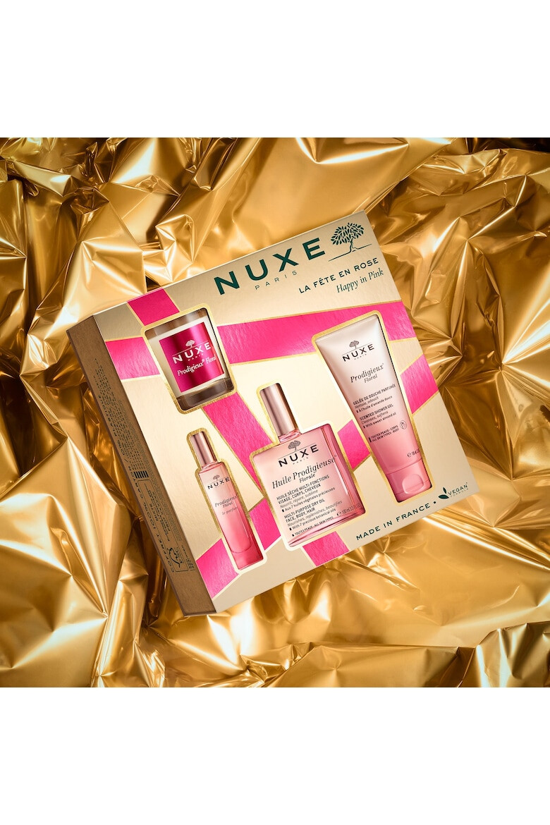 Nuxe Set Happy in Pink Apa de Parfum Prodigieux Floral Le Parfum 15 ml Miniatura + Lumanare Parfumata 70 g + Gel de Dus pentru Toate Tipurile de Piele 100 ml + Ulei Multifunctional pentru Fata Corp si Par 100 ml - Pled.ro