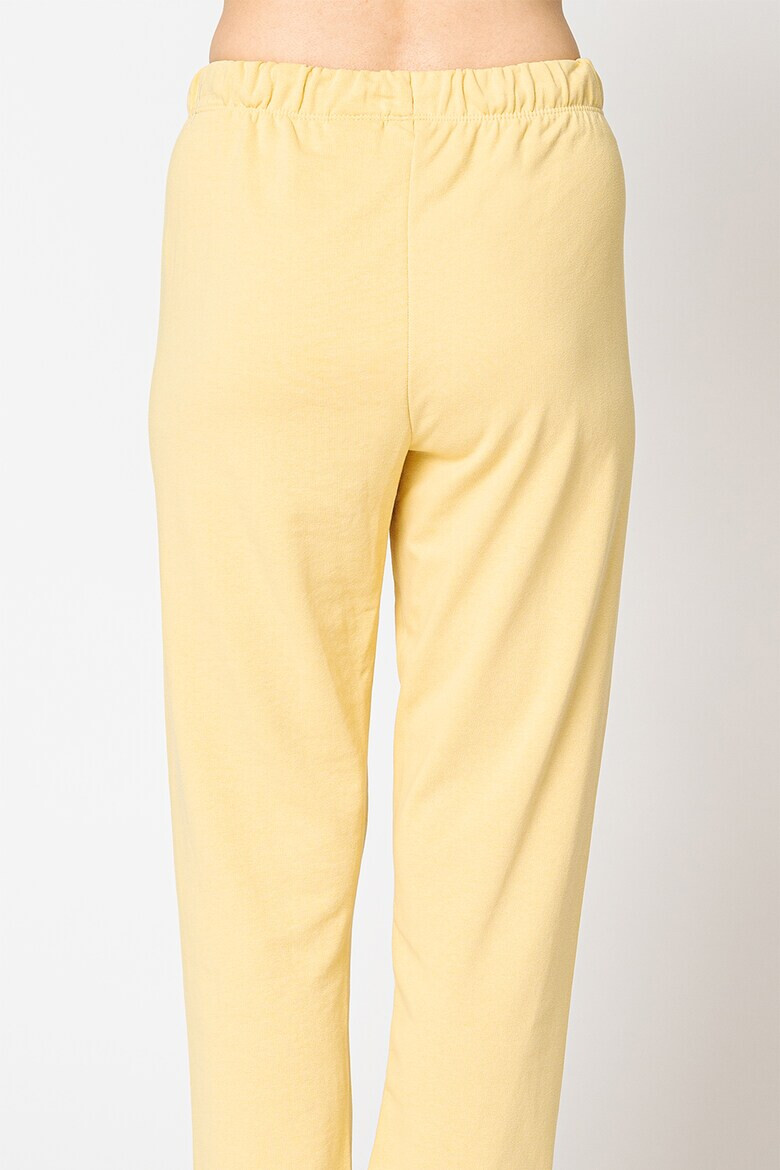 Only Pantaloni sport cu imprimeu grafic Peanuts - Pled.ro