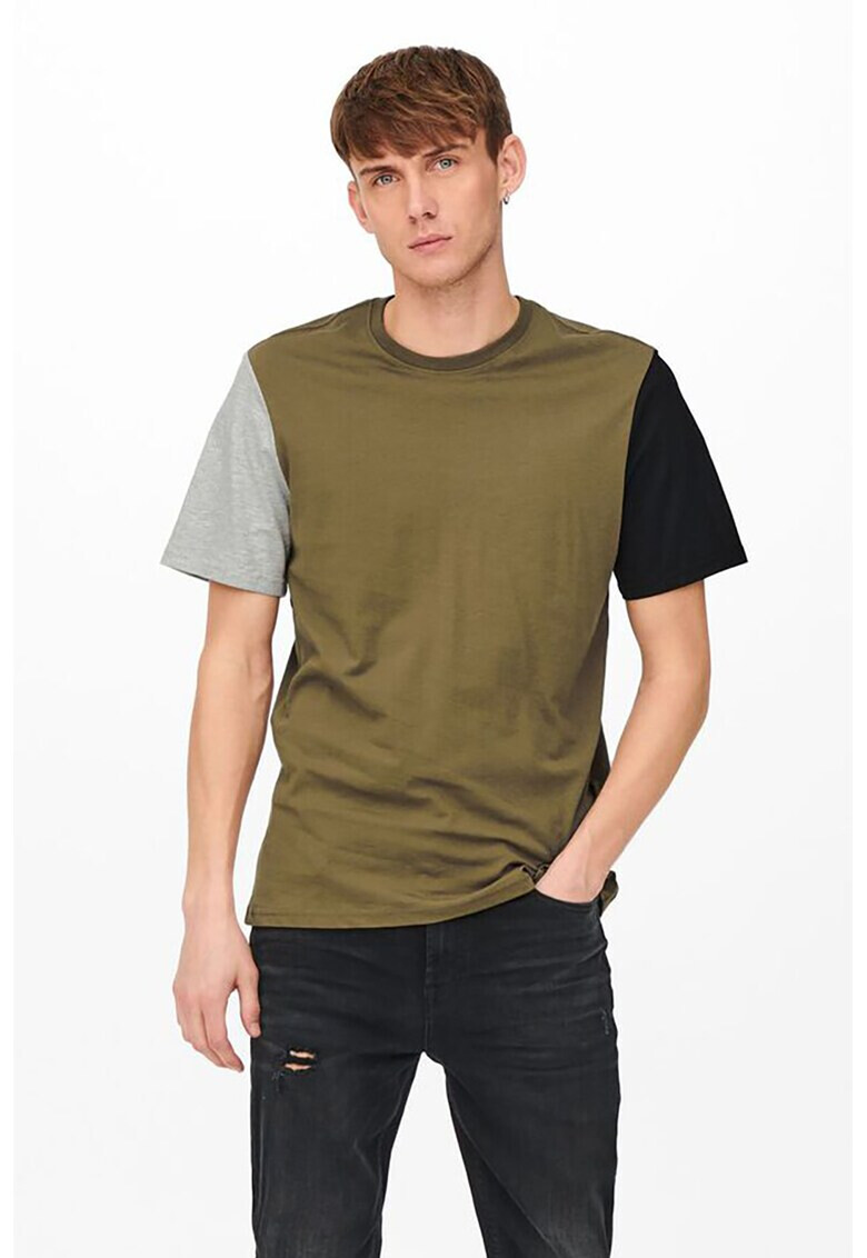 Only & Sons Tricou cu decolteu la baza gatului si imprimeu colorblock - Pled.ro