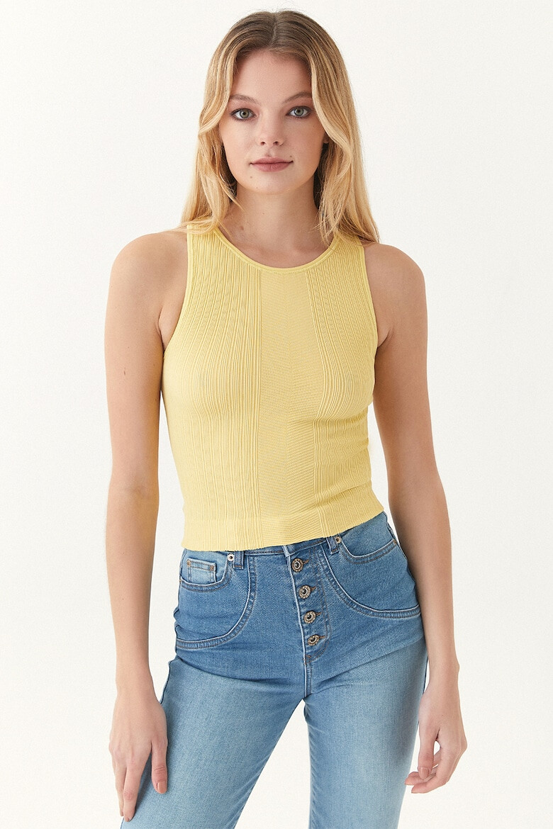 OXXO Top crop cu model uni - Pled.ro