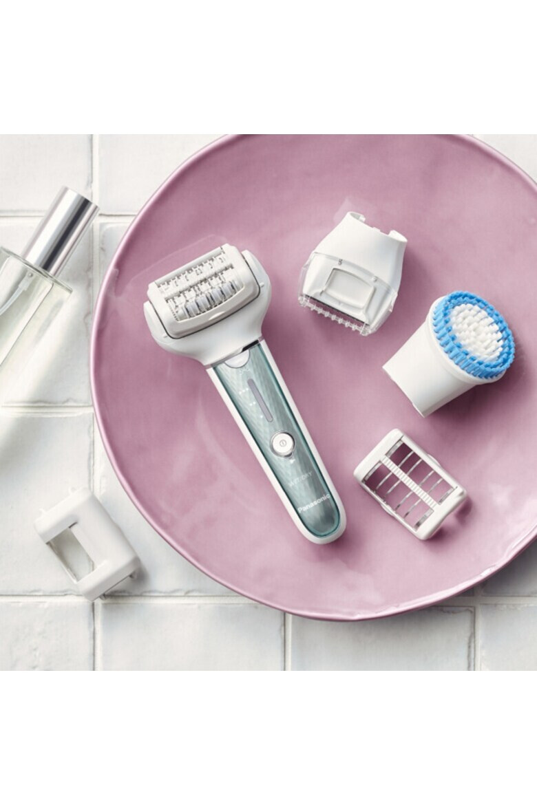 Panasonic Epilator Wet & Dry Cordless 60 pensete Discuri duble Cap flexibil si pivotant la 90° 3 viteze7 accesorii - Pled.ro