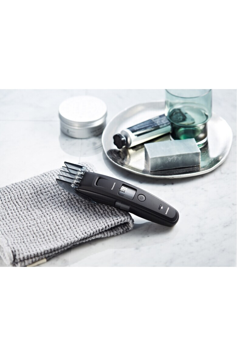 Panasonic Trimmer pentru barba lavabil 0.5-30mm acumulator sau la retea 4 accesorii Negru - Pled.ro