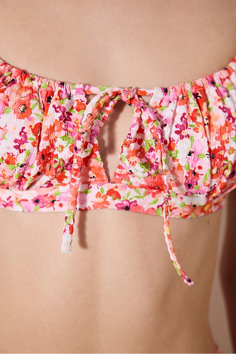 Penti Sutien de baie cu model floral si decupaj - Pled.ro