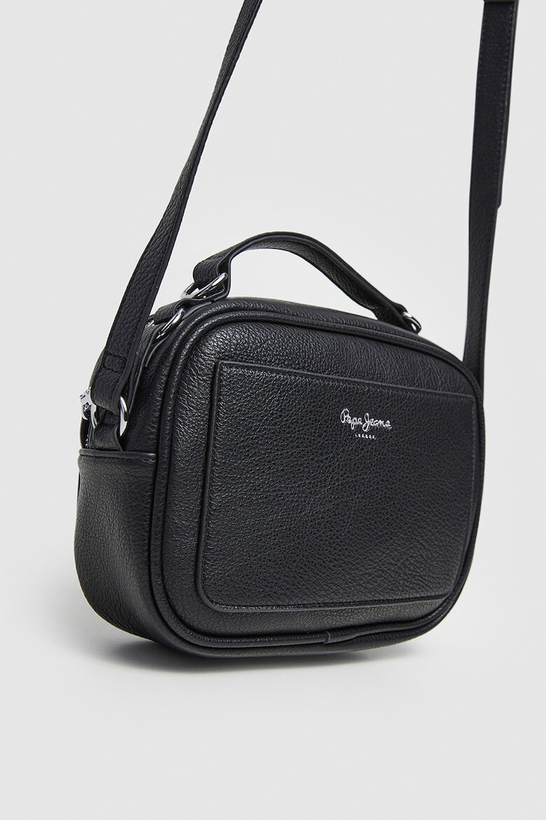 Pepe Jeans London Geanta crossbody de piele ecologica cu logo in relief Bassy Icon - Pled.ro