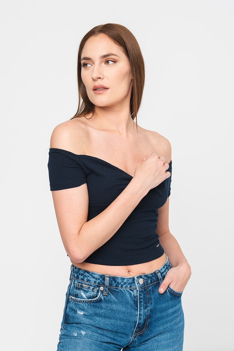 Pepe Jeans London Tricou crop cu decolteu pe umeri Beth - Pled.ro