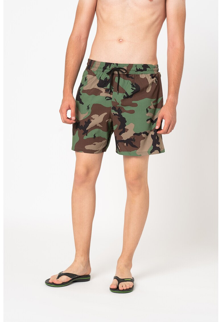 Polo Ralph Lauren Pantaloni scurti de baie cu imprimeu camuflaj si cordon in talie - Pled.ro