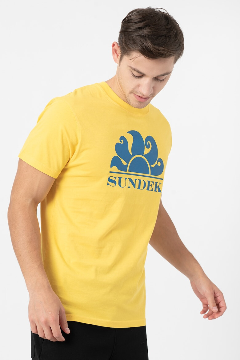 Sundek Tricou cu decolteu la baza gatului si logo New Simeon - Pled.ro