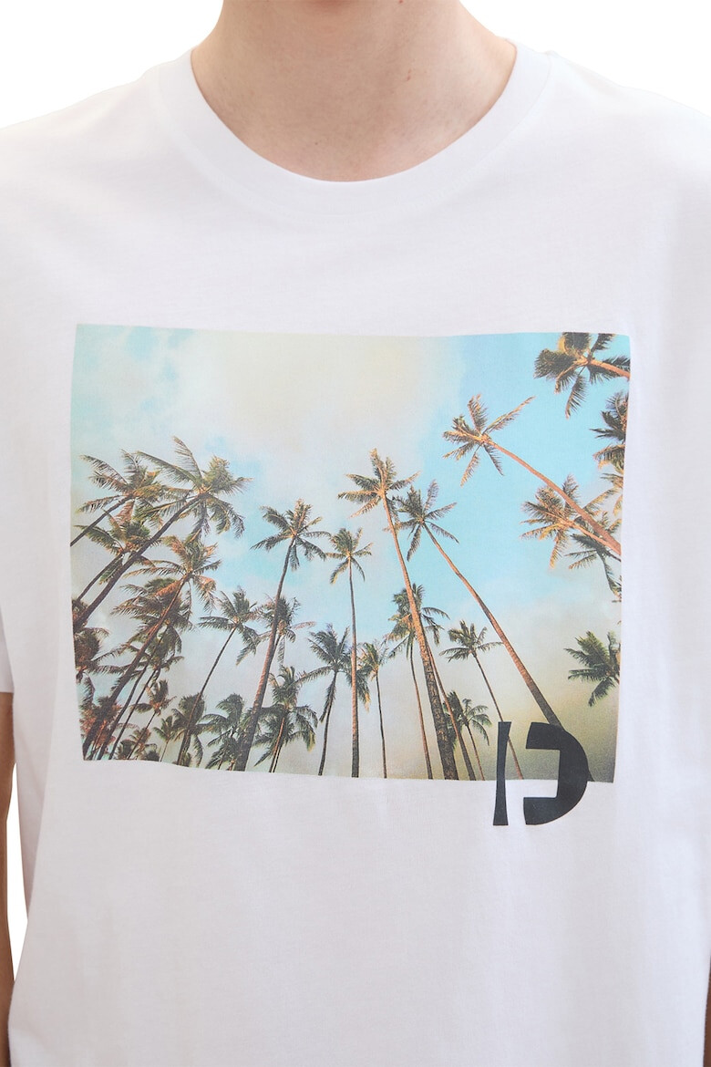 Tom Tailor Tricou cu decolteu la baza gatului si imprimeu tropical pe piept - Pled.ro