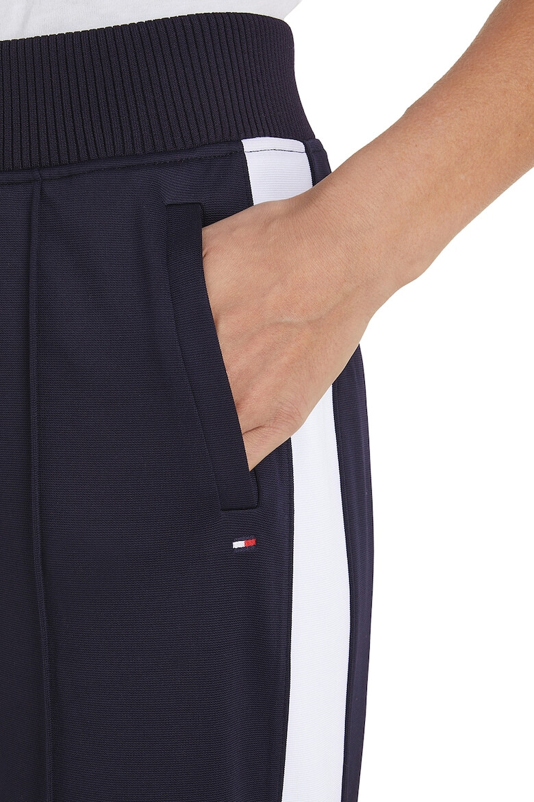 Tommy Hilfiger Pantaloni cu detaliu logo pentru fitness - Pled.ro