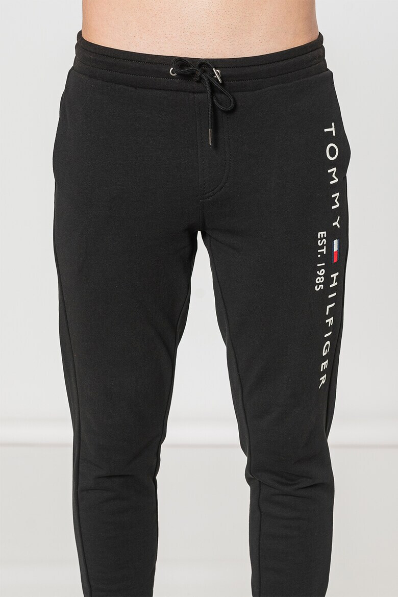 Tommy Hilfiger Pantaloni jogger cu snur si logo brodat - Pled.ro