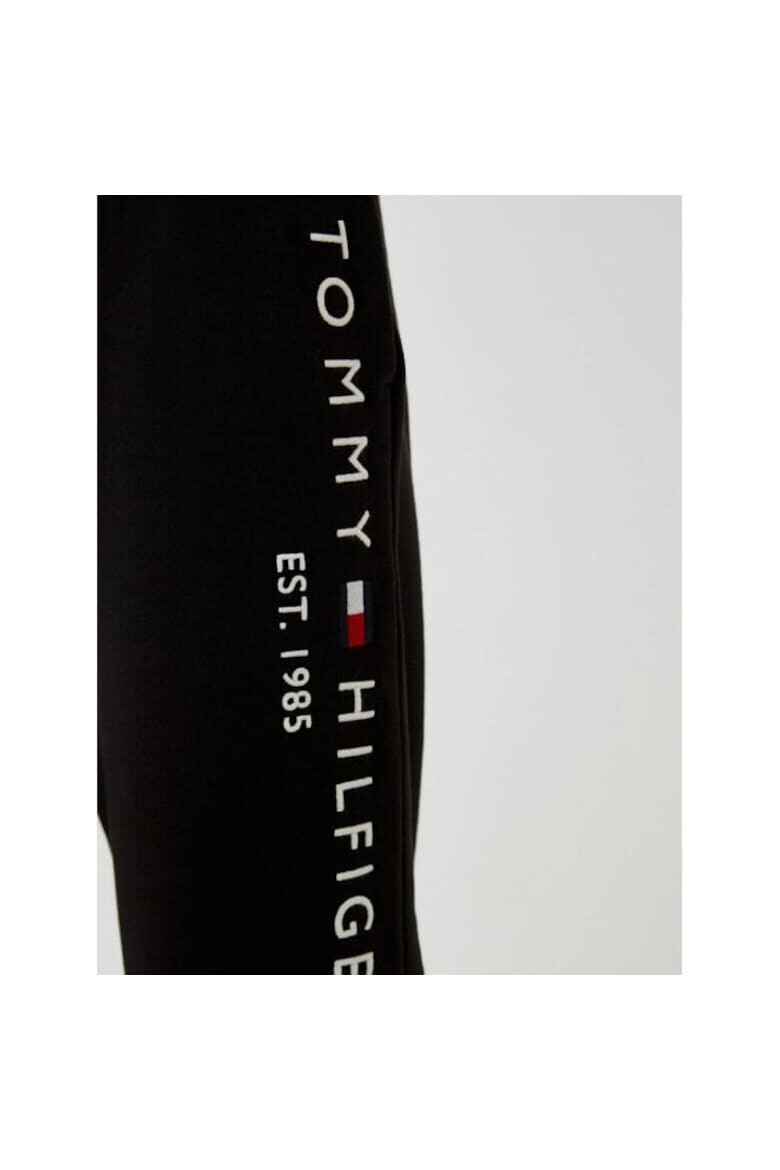 Tommy Hilfiger Pantaloni sport barbati Basic Branded cu logo brodat si croiala Regular Fit negru - Pled.ro