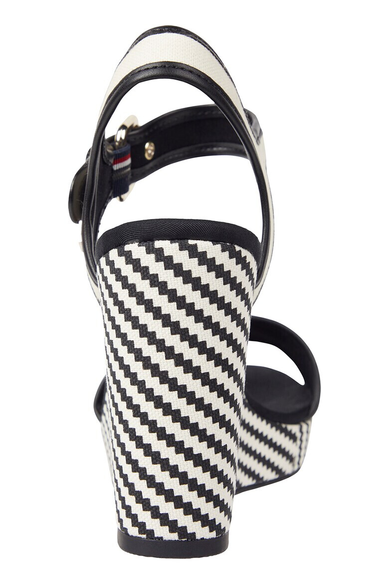 Tommy Hilfiger Sandale din piele cu talpa wedge si bareta pe glezna - Pled.ro