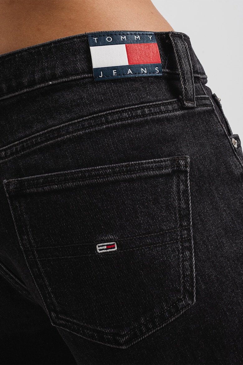 Tommy Jeans Blugi scurti cu terminatii franjurate - Pled.ro