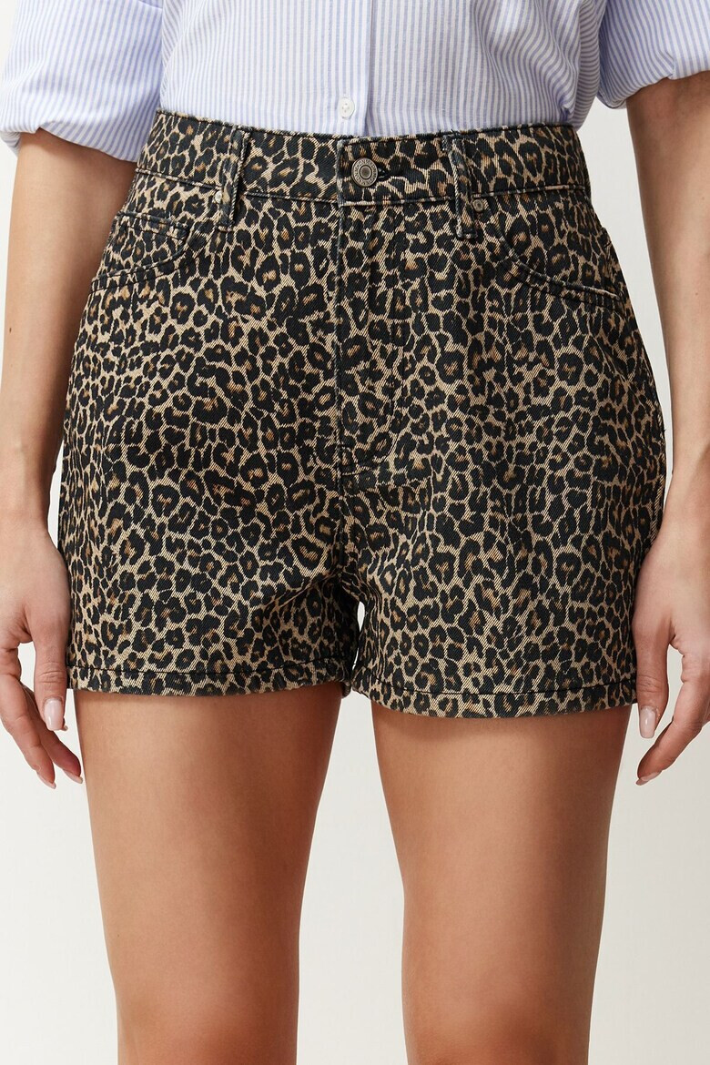 Trendyol Blugi scurti cu animal print - Pled.ro