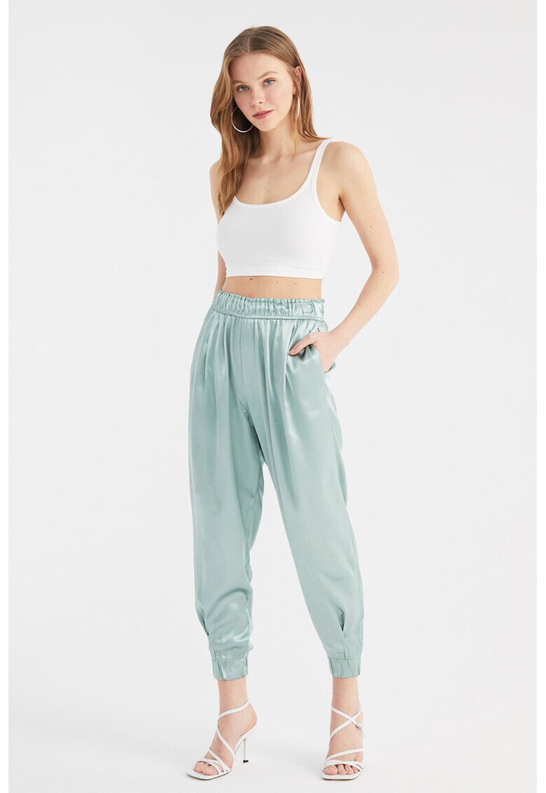 Trendyol Pantaloi jogger crop de satin - Pled.ro