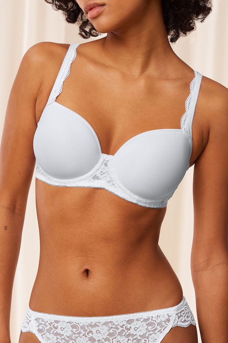 Triumph Sutien cu burete si dantela - Pled.ro