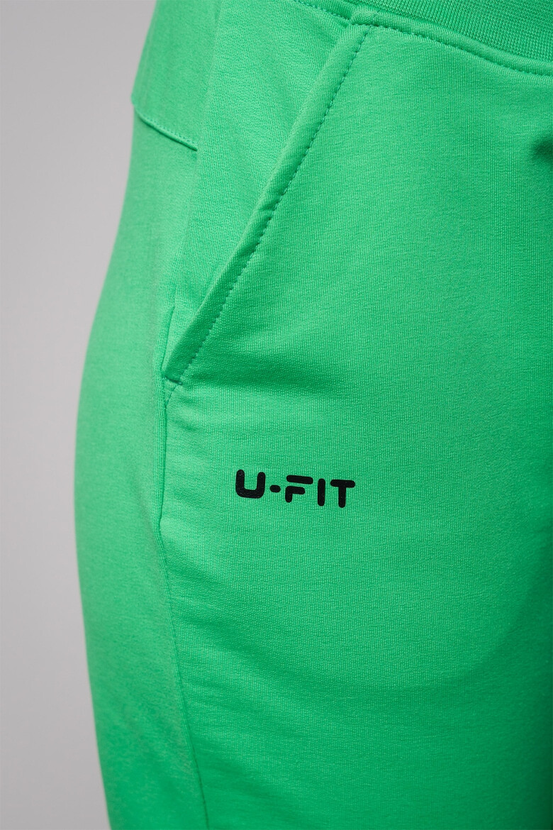 uFIT Trening cu logo Hypera - Pled.ro