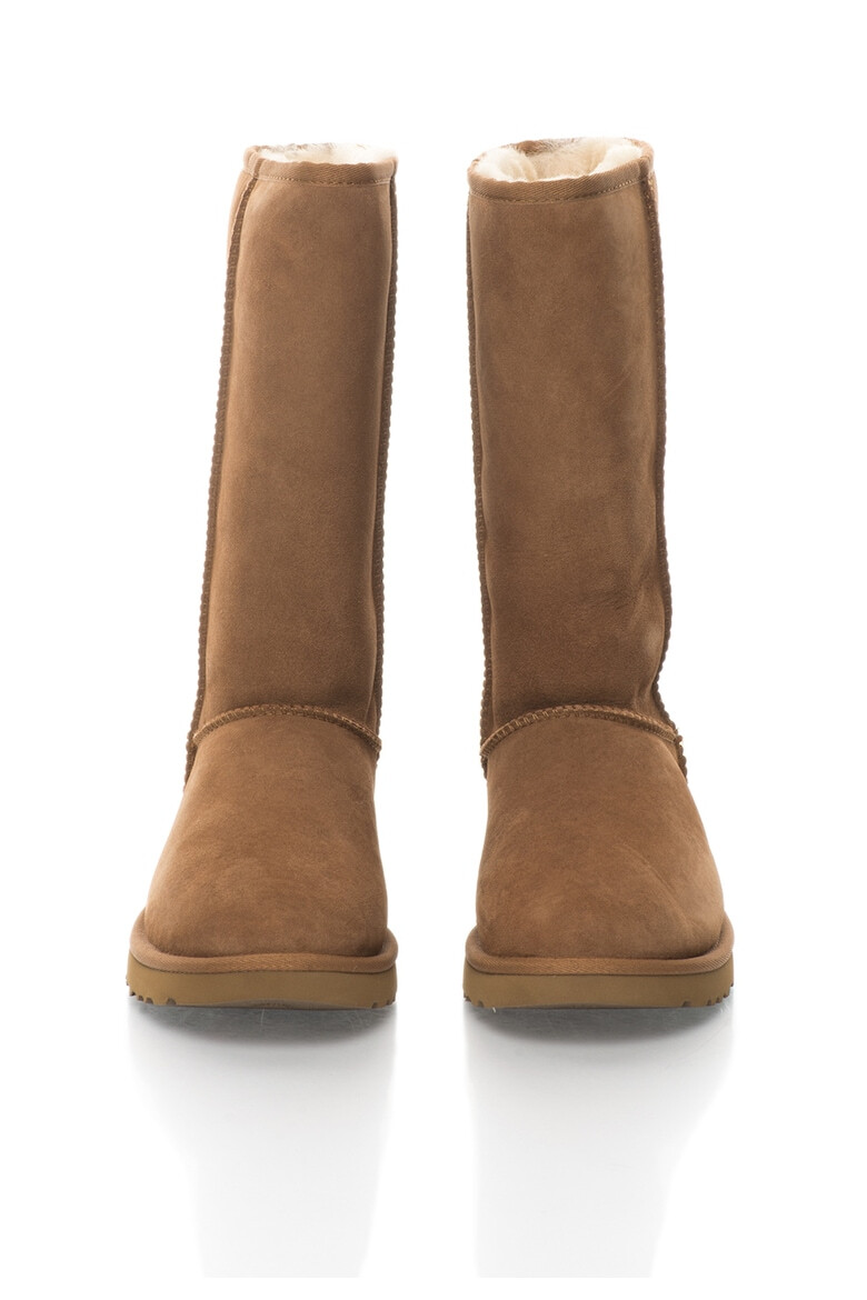 UGG Australia Cizme mid-calf de piele intoarsa Classic Tall Maro - Pled.ro