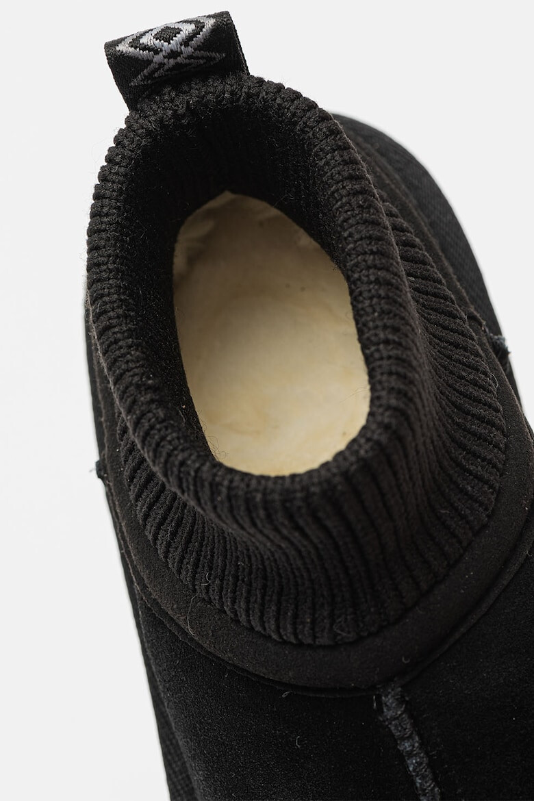 UGG Botine de piele intoarsa cu insertii de material textil - Pled.ro