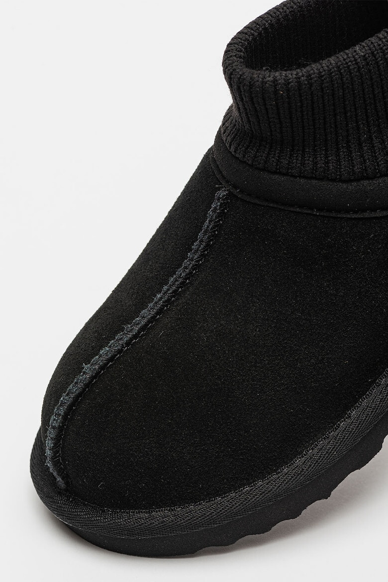 UGG Botine de piele intoarsa cu insertii de material textil - Pled.ro