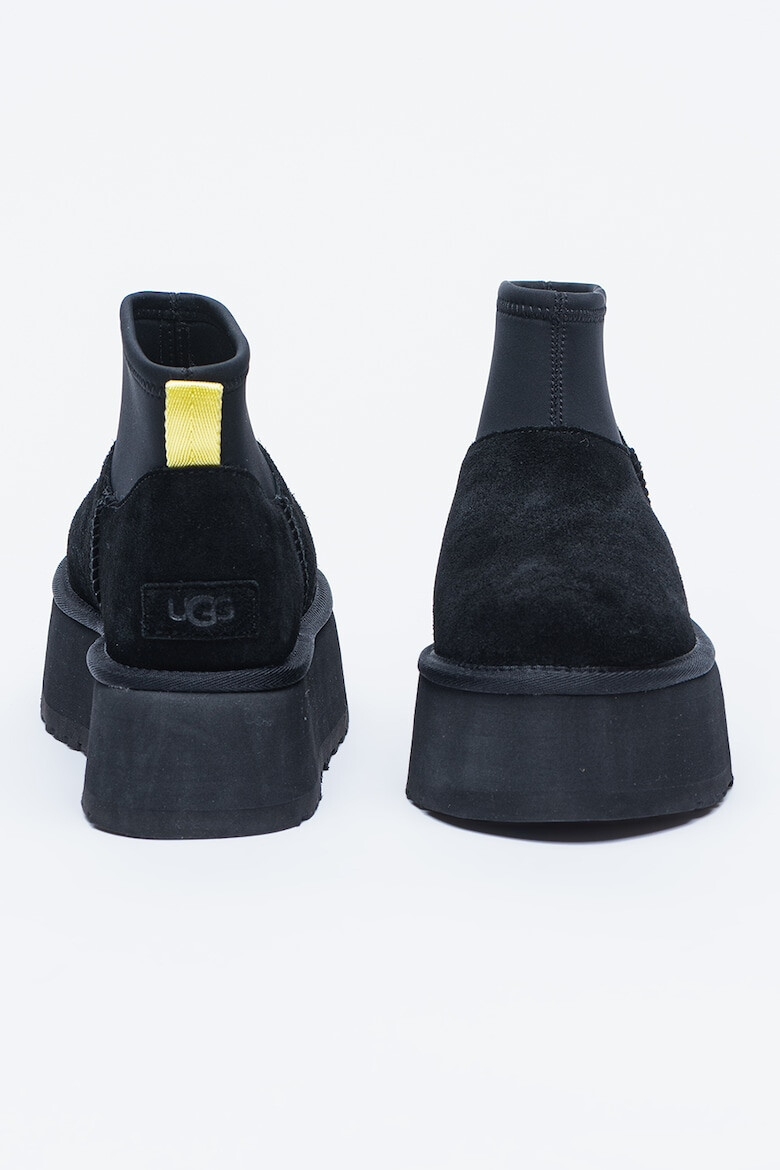 UGG Ghete de piele intoarsa cu segment din material textil Classic Mini Dipper - Pled.ro